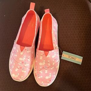 NWT pink poodle TOMS 🐩
